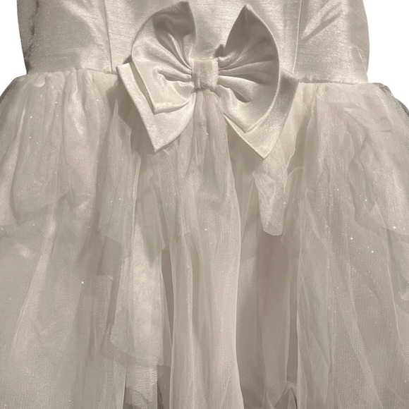 Like New Layered White Tulle & Satin Glitter Formal 3T Dress Formal Flower Girl - Picture 2 of 5